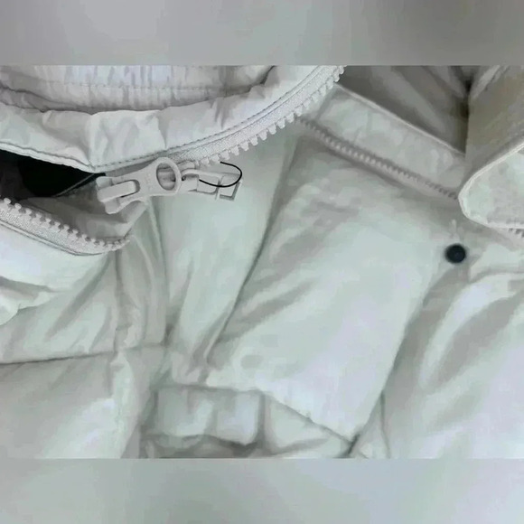 NWT Nike M Sportswear Swoosh Puffer Primaloft Therma Fit Jacket FB7670 104 White - Picture 15 of 16